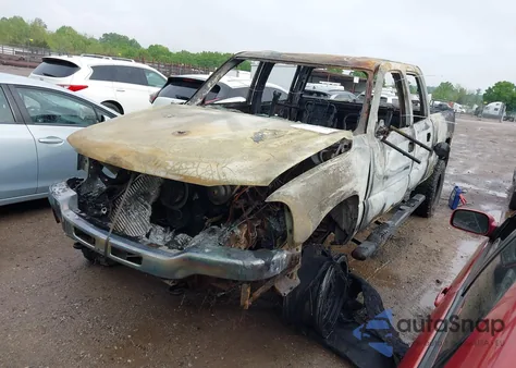 2006 GMC Sierra 2500Hd Slt from USA, damaged, VIN 1GTHK23DX6F213972